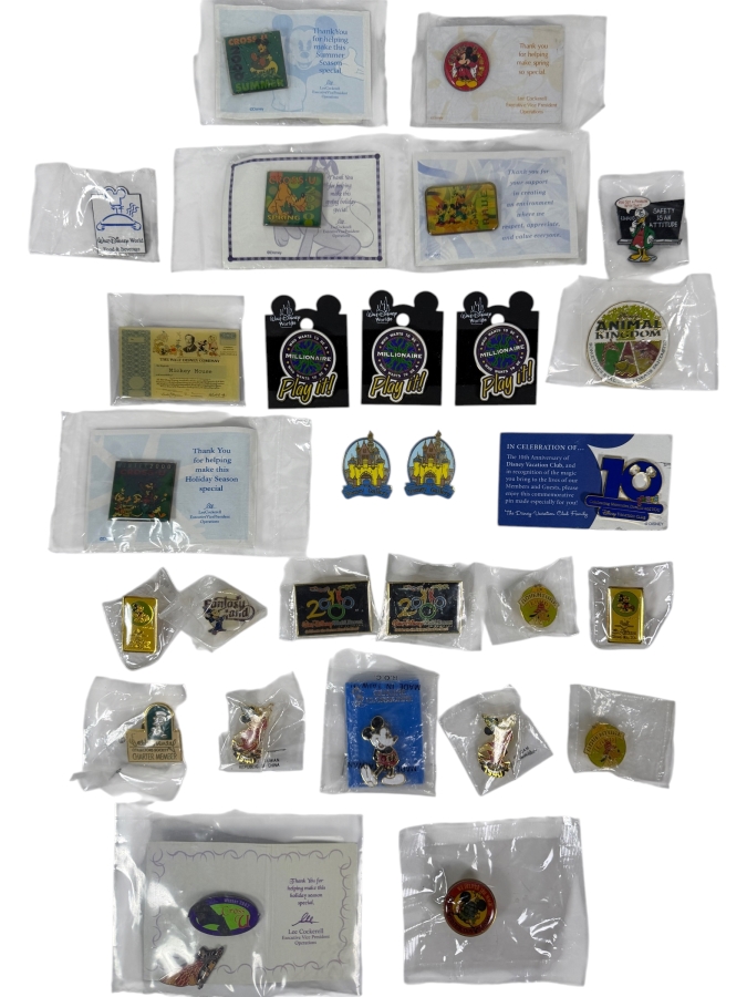 (28) Vintage Collectible Walt Disney Trading Pins