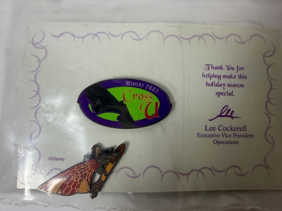 (28) Vintage Collectible Walt Disney Trading Pins [Photo 22]