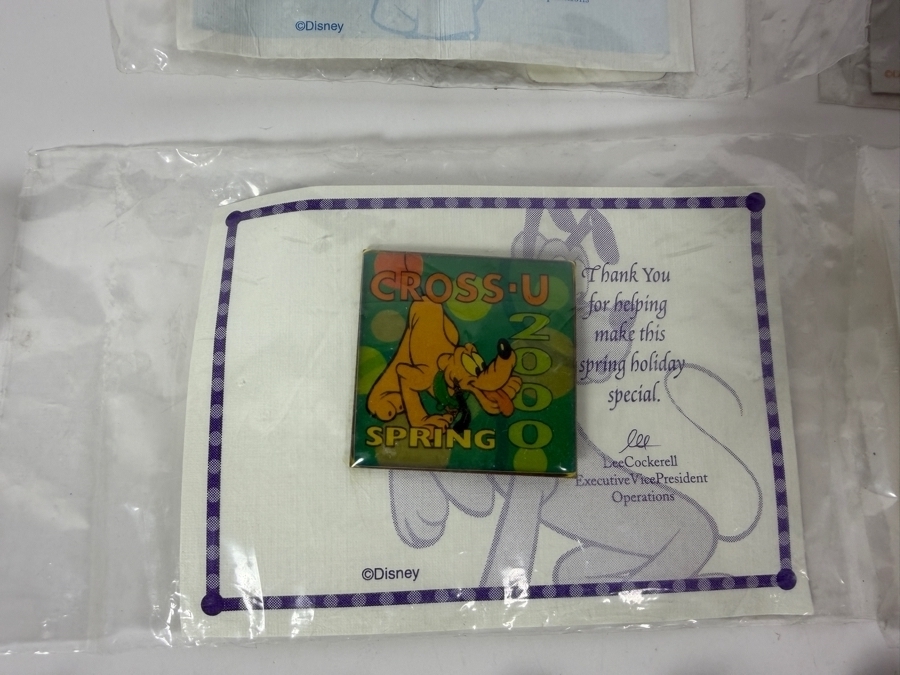 (28) Vintage Collectible Walt Disney Trading Pins [Photo 8]