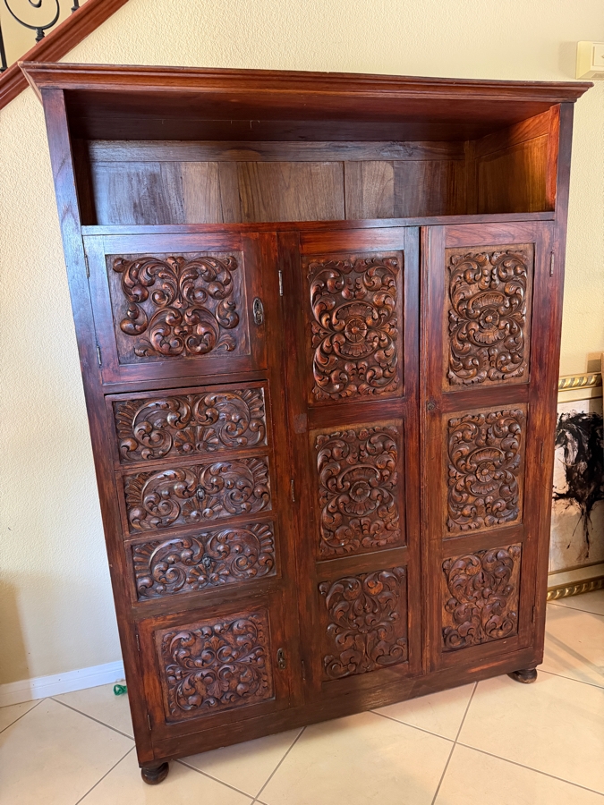 Just Added - Antique Spanish Colonial Style Hand-Carved Hardwood Cabinet Hutch With Floral Relief Panels 54'W X 22'D X 76'H [Photo 2]
