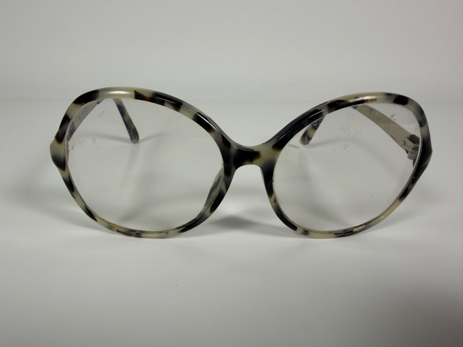 Just Added - Vintage Gucci Oversized Prescription Tortoiseshell Acetate Eyeglass Frames With Interlocking GG Logo [Photo 7]