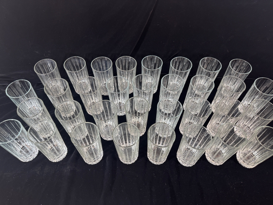 Just Added - 33 Highball Glasses And Tumblers Barware 6'H [Photo 3]