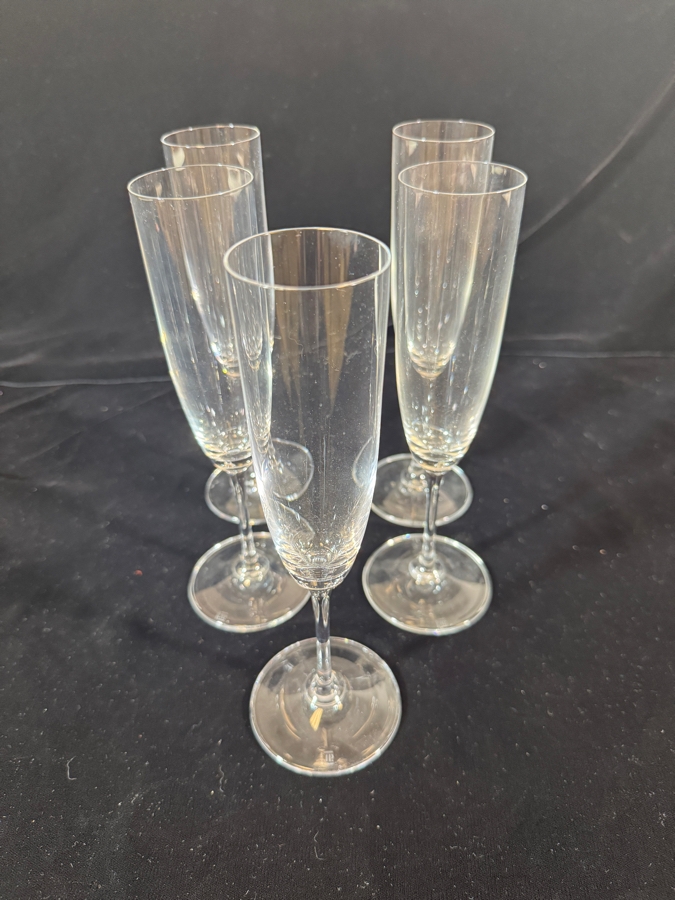 Just Added - Riedel Vinum Crystal Champagne Flutes Toasting Glasses Set Of Five 8.7'H [Photo 2]