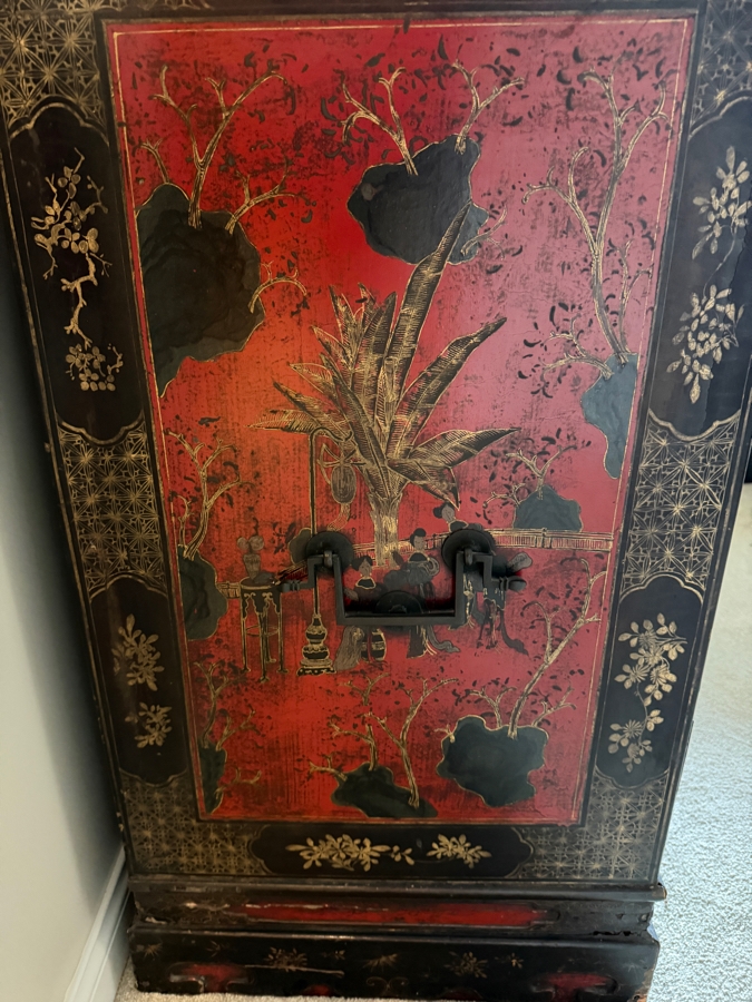 Stunning Antique Chinese Red Wooden Lacquered Hand-painted Cabinet 34W X 18D X 34H [Photo 18]