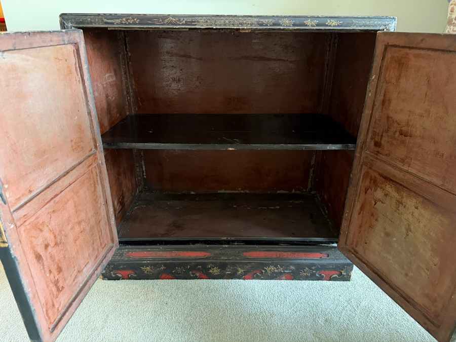 Stunning Antique Chinese Red Wooden Lacquered Hand-painted Cabinet 34W X 18D X 34H [Photo 23]
