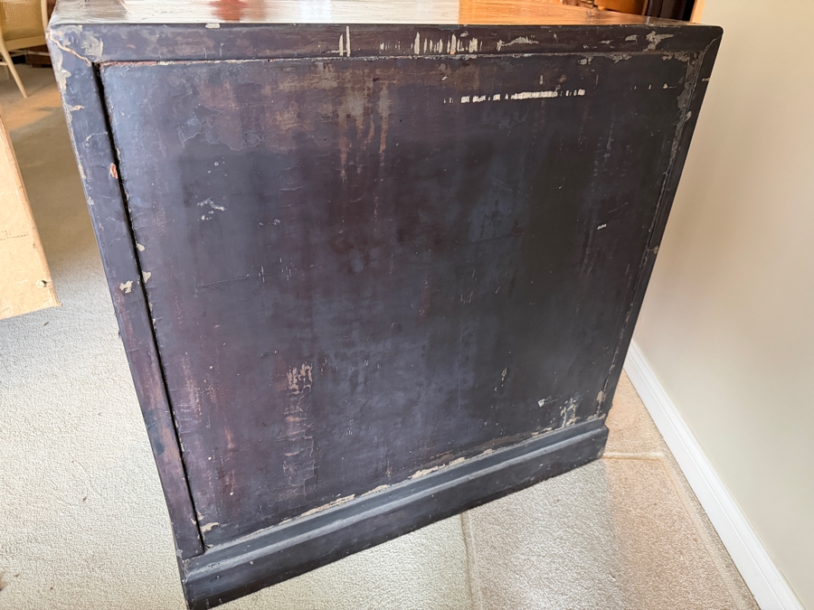 Stunning Antique Chinese Red Wooden Lacquered Hand-painted Cabinet 34W X 18D X 34H [Photo 25]