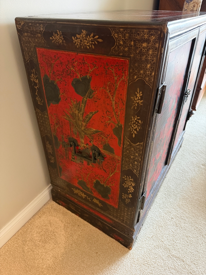 Stunning Antique Chinese Red Wooden Lacquered Hand-painted Cabinet 34W X 18D X 34H [Photo 17]