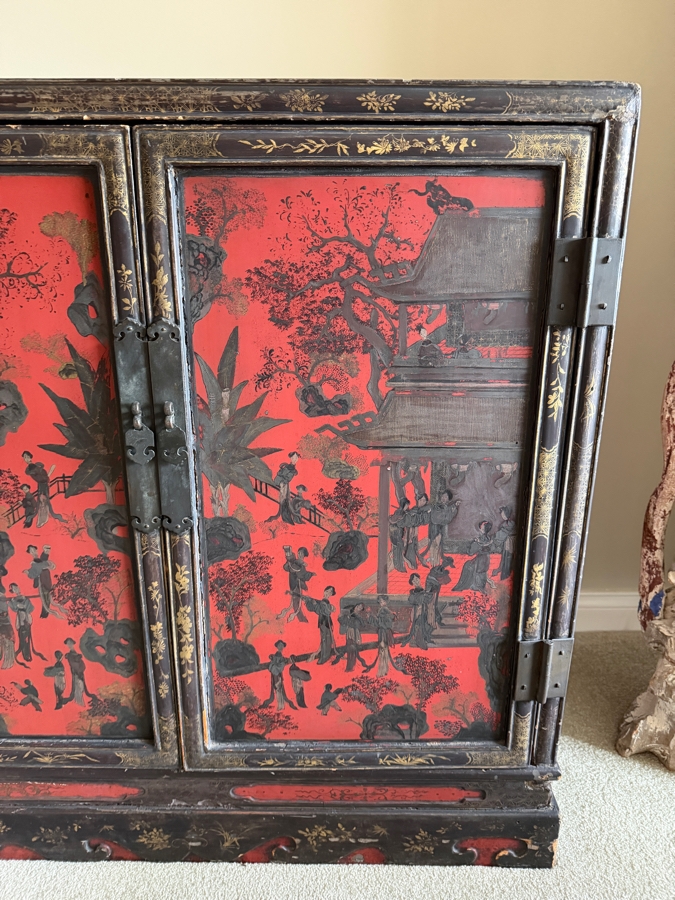 Stunning Antique Chinese Red Wooden Lacquered Hand-painted Cabinet 34W X 18D X 34H [Photo 4]