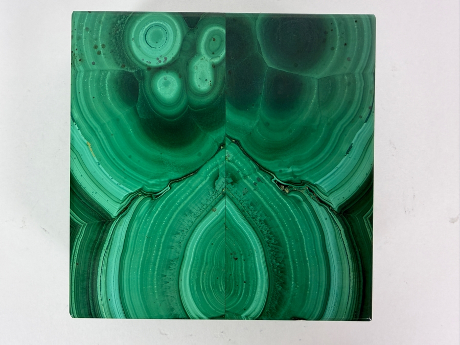 Vintage Luxury Genuine Green Malachite Veneer Hinged Lidded Square Book Matched Pattern Trinket Box 4'W X 4'D X 1.75'H [Photo 3]