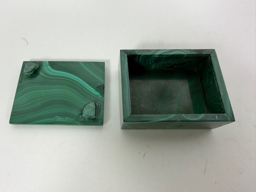 Green Malachite Hinged Box 2.25W X 1.75D X 1H [Photo 4]