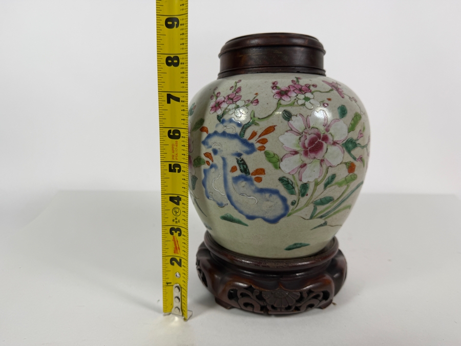 Antique Chinese Porcelain Ginger Jar With Carved Wooden Lid And Stand 8.5'H [Photo 12]