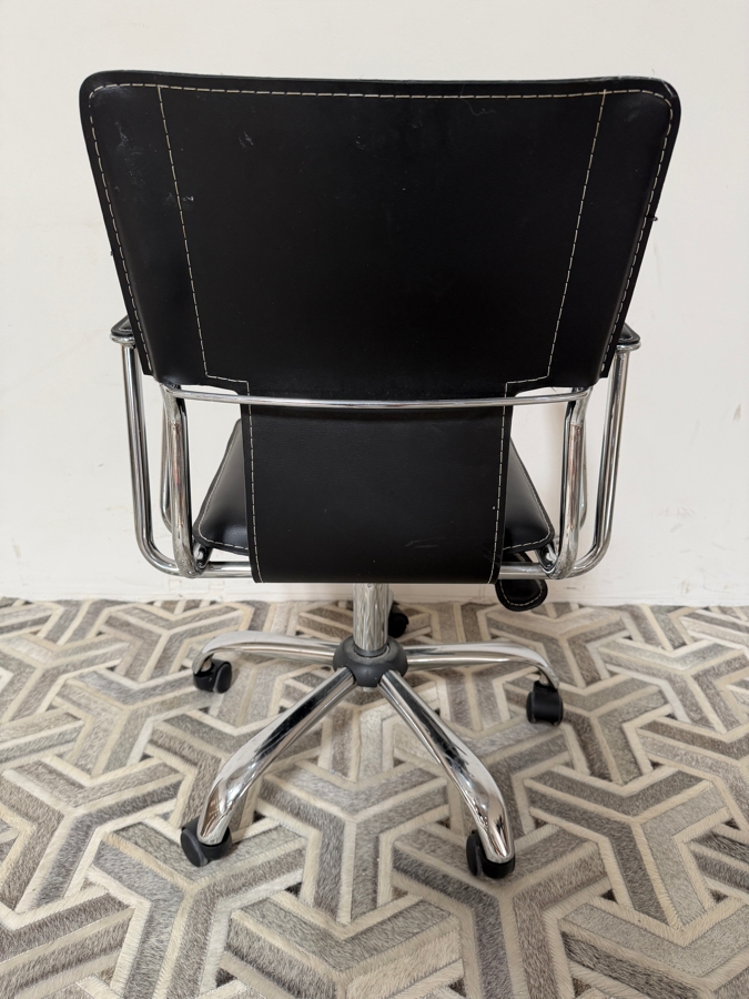 Just Added - JK Furniture Co Modern Black Faux Leather Swivel Office Desk Chair With Angular Chrome Frame And Arms [Photo 4]