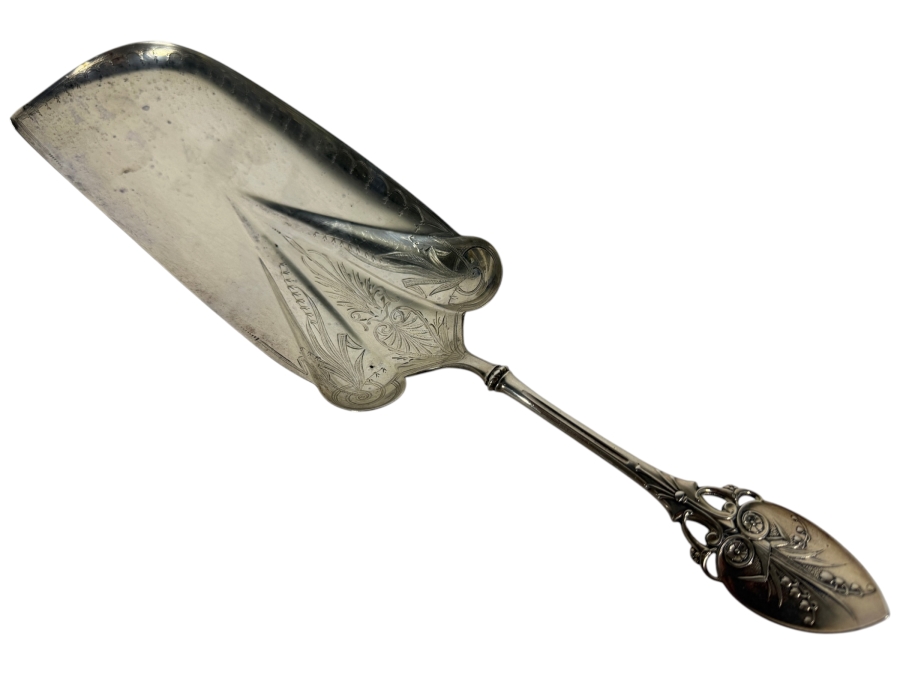 Antique Ornate Gorham Sterling Silver Cut Crumber Knife Lily Pattern 1870 11.5'L 95.9g ($217 Melt Value - Replacements Value $580)