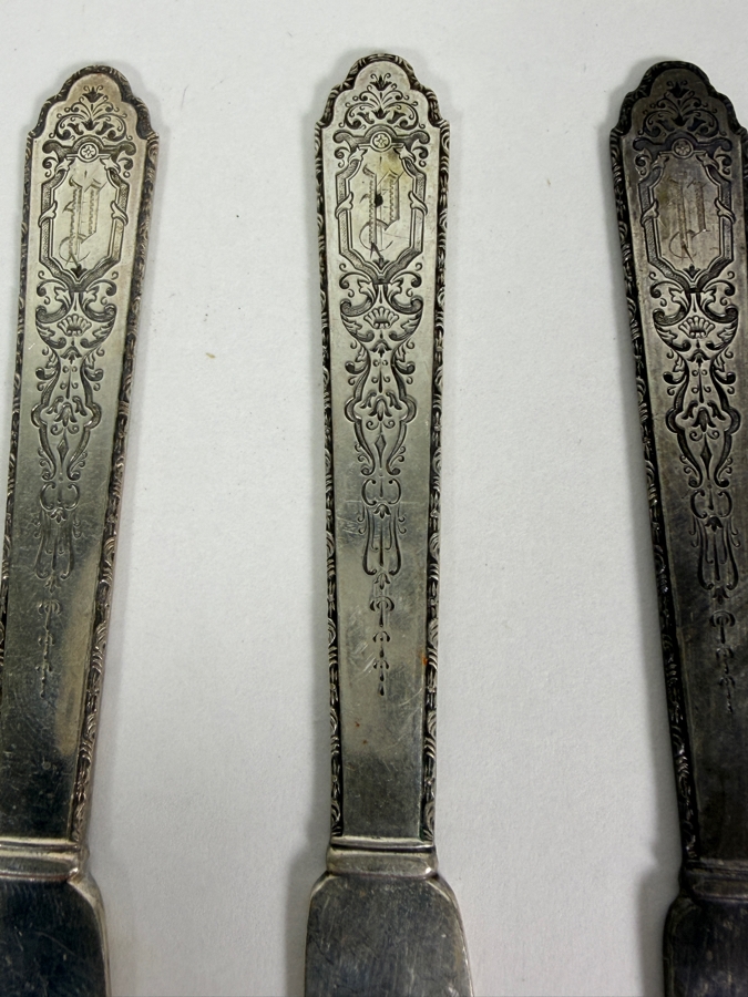 (4) Sterling Silver Butter Cheese Knives 5.75'L 109.8g ($249 Melt Value) [Photo 2]