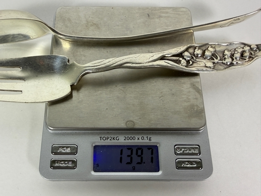 Sterling Silver Serving Spoon And Sterling Silver Fork 9'L 139.7g ($317 Melt Value) [Photo 8]