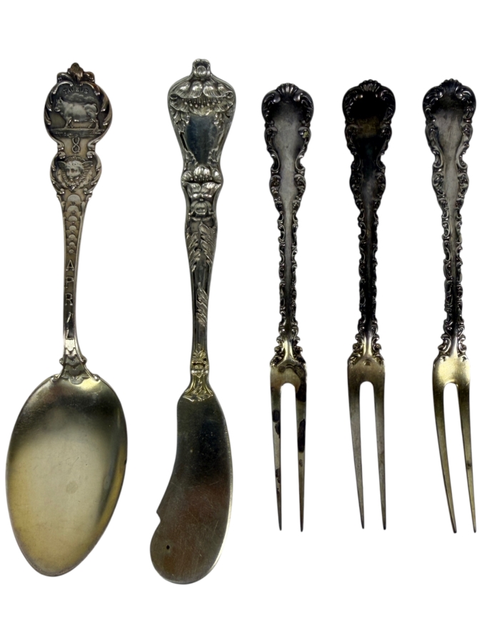 Ornate Sterling Silver Taurus April Zodiac Spoon 5'L, Butter Knife And (3) Berry Forks 61.1g ($138 Melt Value)