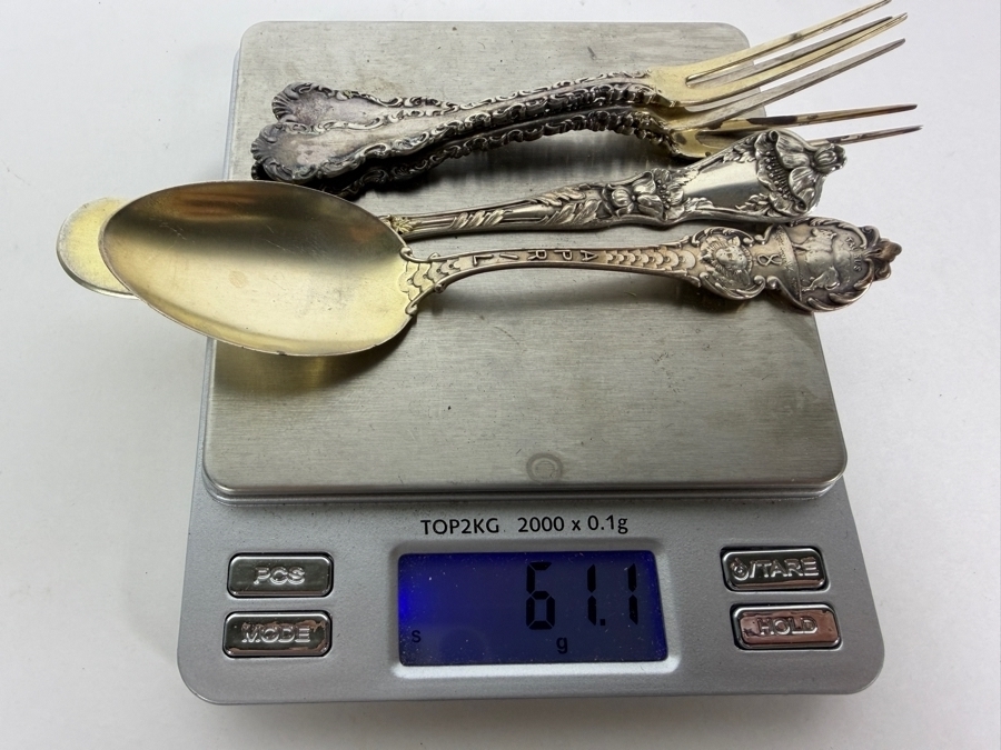 Ornate Sterling Silver Taurus April Zodiac Spoon 5'L, Butter Knife And (3) Berry Forks 61.1g ($138 Melt Value) [Photo 10]