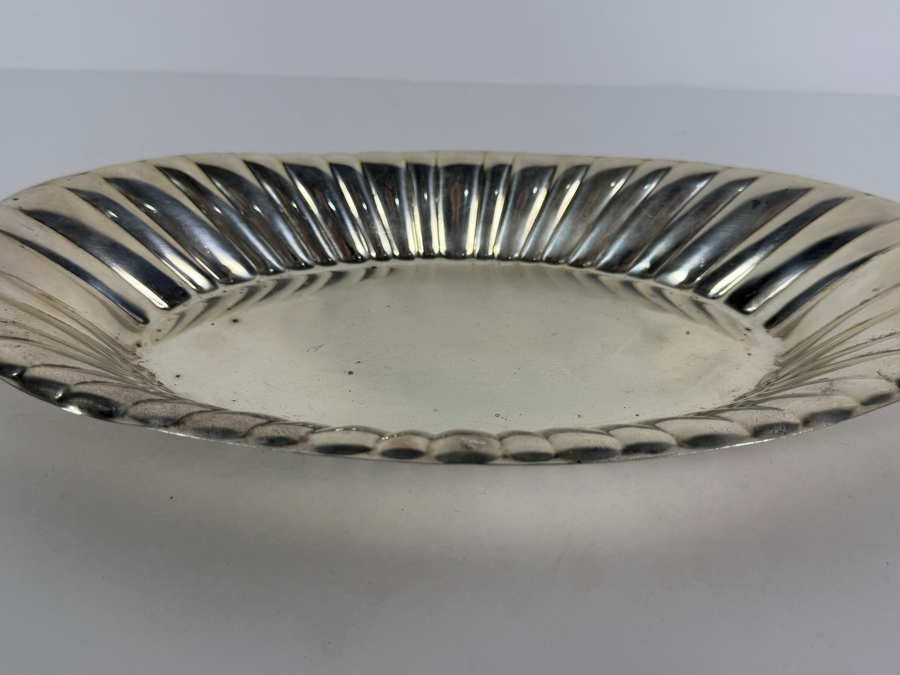 Sterling Silver Reed & Barton Oval Scalloped Edge Bowl Bread Tray 12W X 6.5D X 1.5H 283.5g ($642 Melt Value) [Photo 3]