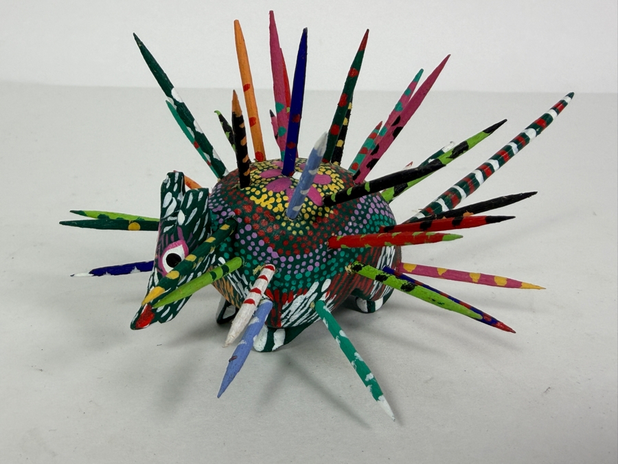 Vintage Oaxacan Hand-painted Porcupine Figurine Signed Israel Aguilar 5W [Photo 2]