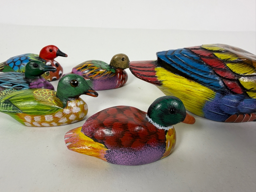 Hand-painted Wooden Duck Figurines From Alaska Largest Is 6' [Photo 3]