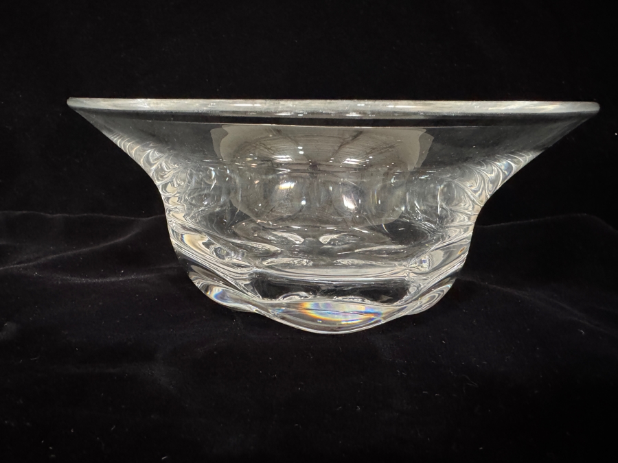Vintage Mid-Century Modern Edward Hald For Orrefors Sweden Pinched Base Flared Clear Heavy Crystal Art Glass Console Bowl 8'W X 3.5'H