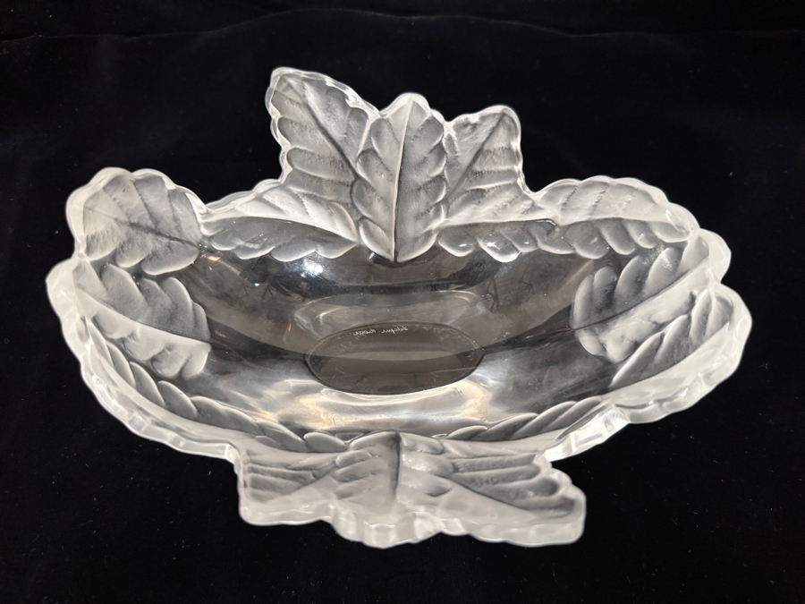 Vintage Marc Lalique For Lalique France Compiegne Frosted And Clear Crystal Oak Leaf Jardiniere Centerpiece Bowl 8'W X 4'H [Photo 3]