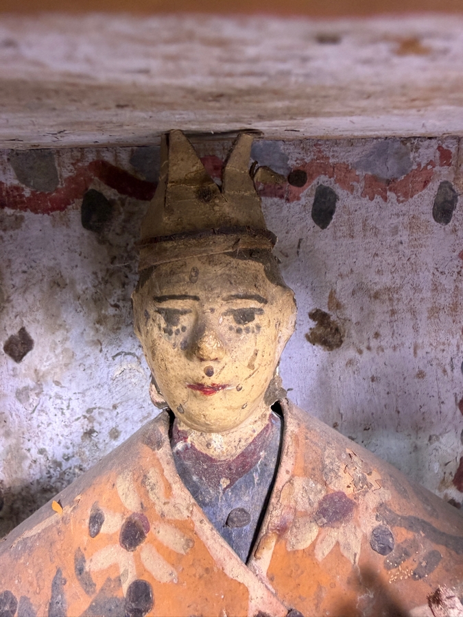 Antique Mexican Santos Hand Carved And Hand Painted Wooden Sculpture Of A Saint Enclosed Within It's Original Wooden Shrine 9W X 5D X 15.5H [Photo 4]