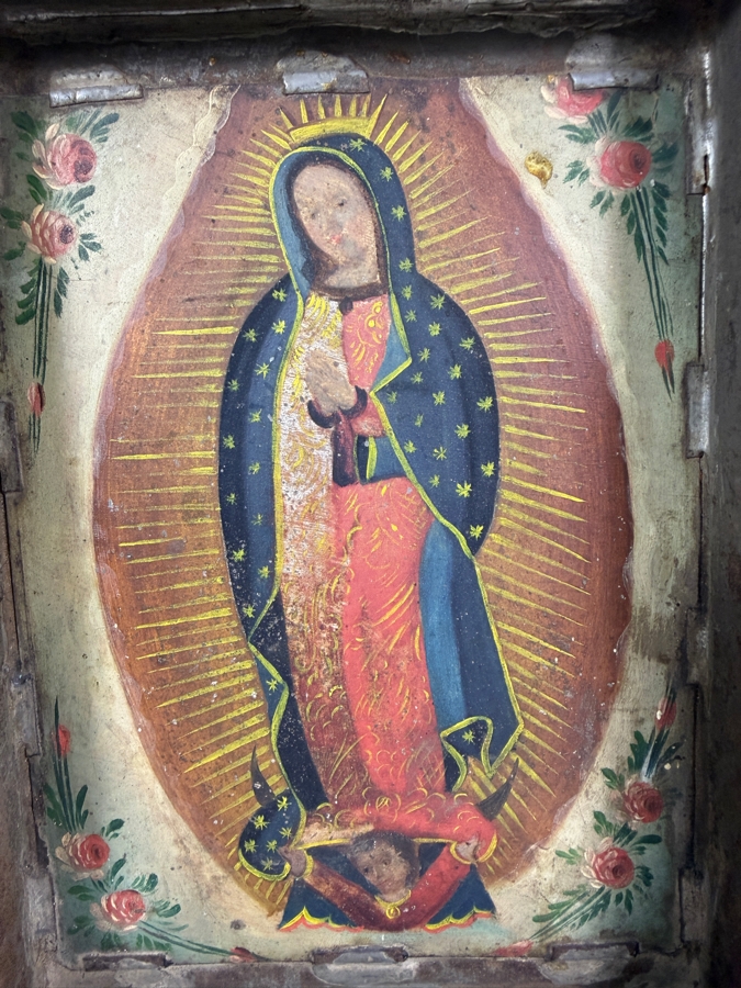 Antique Original Mexican Retablo Painting On Tin Depicting Our Lady Of Guadalupe, The Virgin Mary Standing On A Crescent Moon Held By An Angel 7 X 10 Framed 12.5 X 13 [Photo 3]