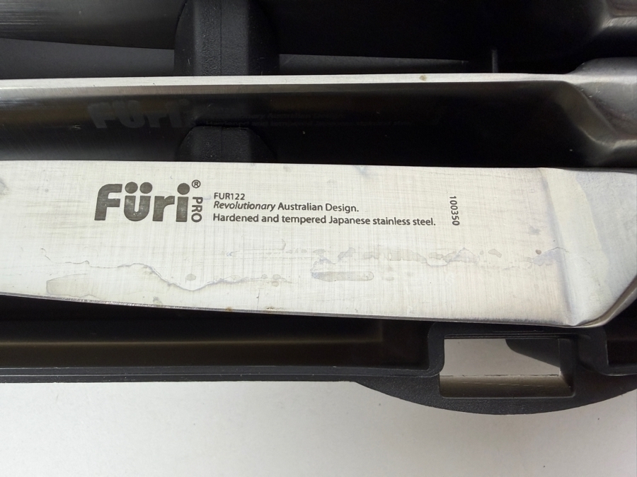 Furi Pro FUR122 Japanese Stainless Steel 4 Piece Steak Knife Set With Storage Case Designed In Australia [Photo 3]