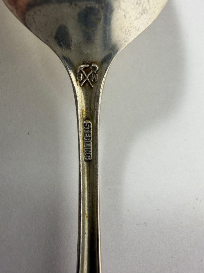Sterling Silver Seattle Tourist Spoon 5.5'L [17.9g Sterling] ($40 Melt Value) [Photo 4]