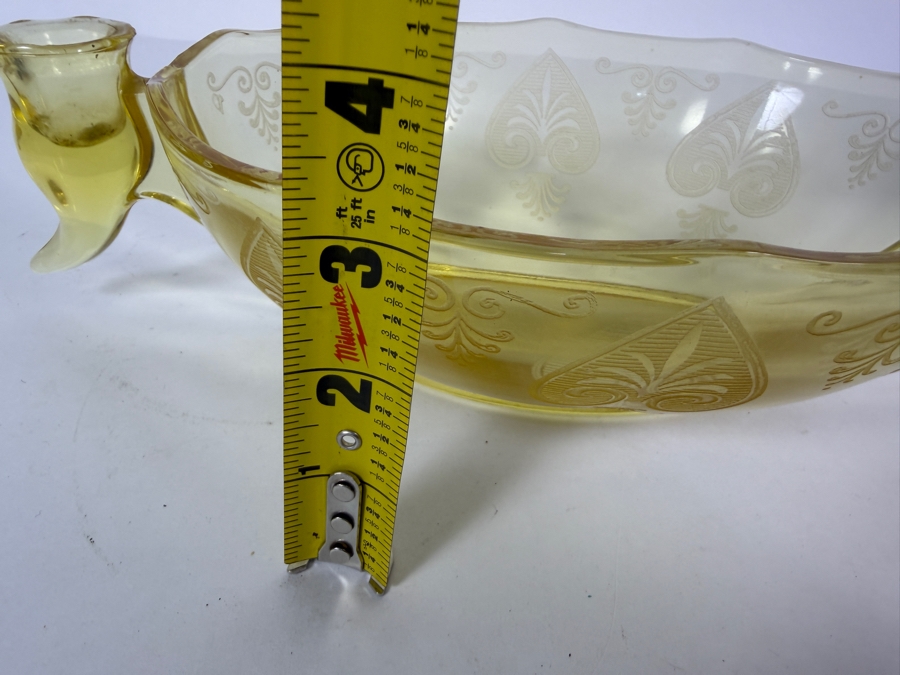Fostoria Trojan Pattern Candle Bowl in Topaz Yellow 12.5W X 7D X 3.25H [Photo 8]