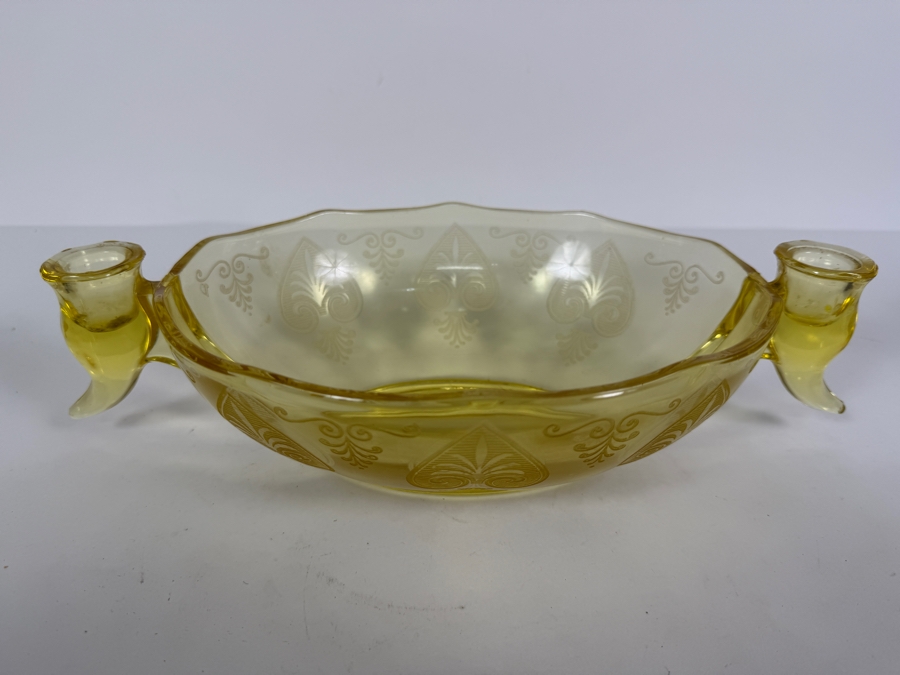 Fostoria Trojan Pattern Candle Bowl in Topaz Yellow 12.5W X 7D X 3.25H [Photo 3]