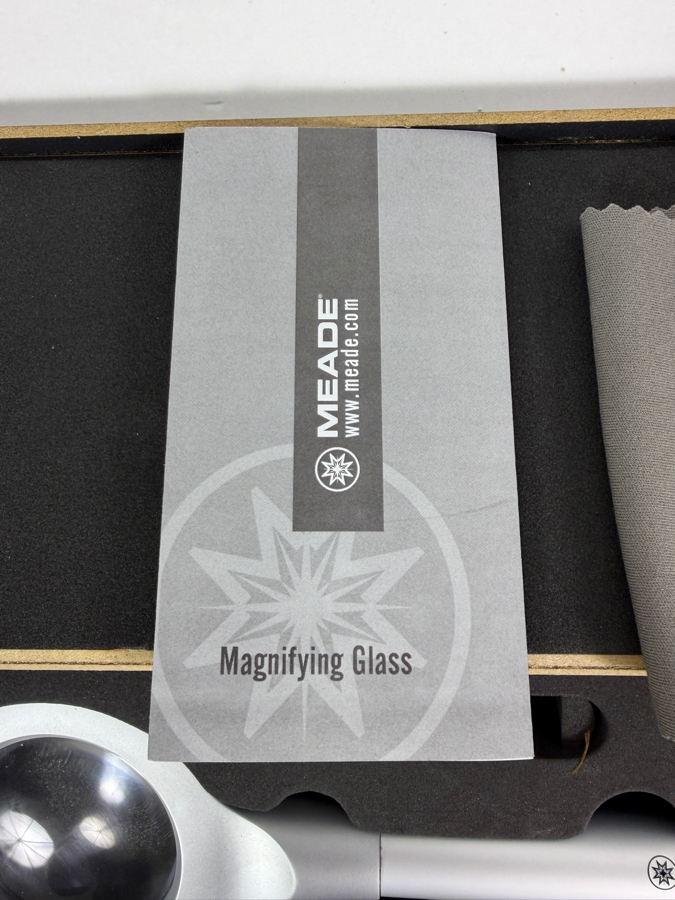 Meade Magnifying Glass [Photo 3]