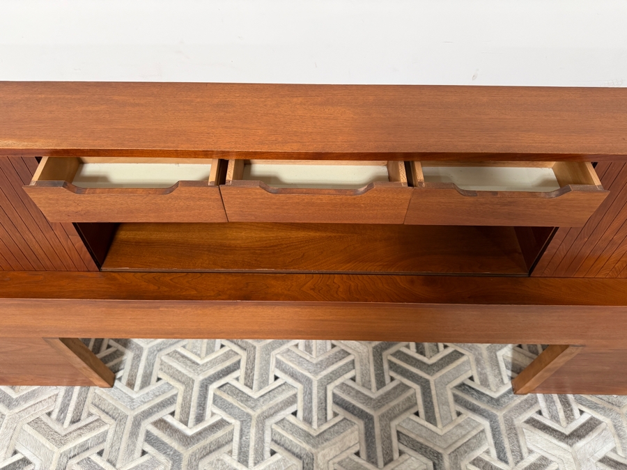 Mid-Century Modern Headboard With Sliding Doors And Three Drawers By Cavalier Corporation Chattanooga, TN 78.5W X 11D X 38H [Photo 4]