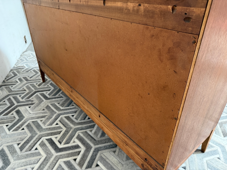Mid-Century Modern 8-Drawer Chest Of Drawers Dresser With Freestanding 2-Drawer Mirror By Cavalier Corporation Chattanooga, TN Dresser Measures 56W X 18D X 32.5H [Photo 8]