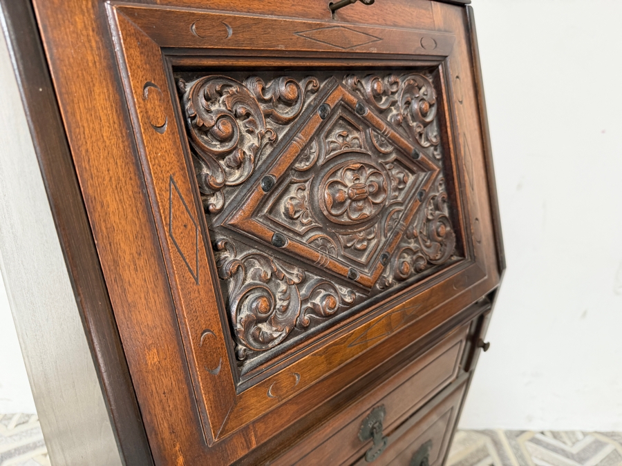 Antique Edwardian-era Hand Carved Wooden Drop-Front Secretary Desk Bureau 19W X 15D X 41.5H [Photo 10]