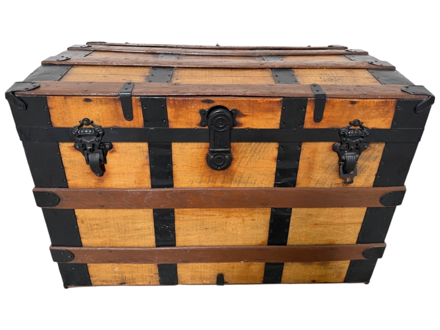 Antique Early 20th Century American Rolling Pine Blanket Chest Featuring Black Metal Strap Mounts 34W X 21D X 24.5H