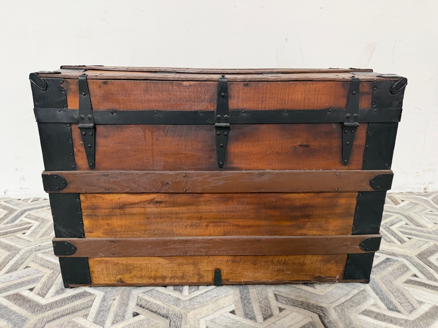 Antique Early 20th Century American Rolling Pine Blanket Chest Featuring Black Metal Strap Mounts 34W X 21D X 24.5H [Photo 6]