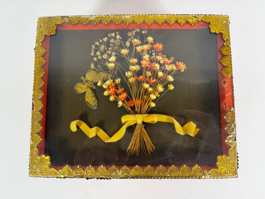 Vintage Footed Box Featuring a Bouquet Of Dried Flowers 9W X 8D X 4H [Photo 3]