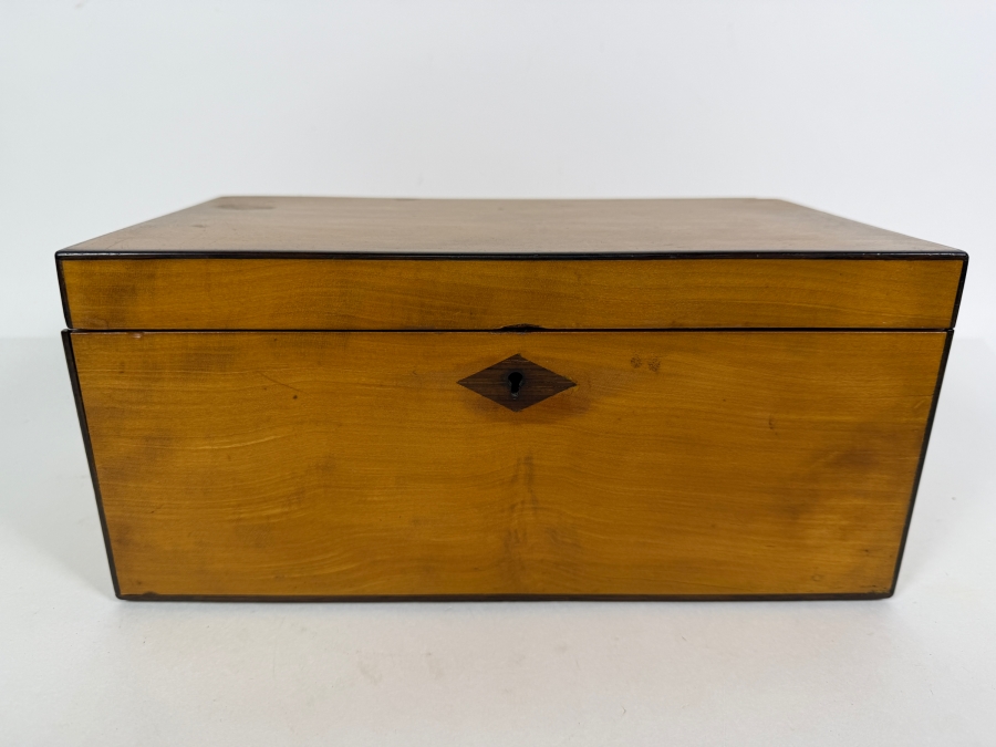 Antique Wooden Box 11W X 6D X 5H [Photo 2]