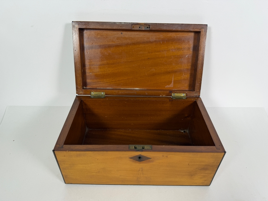 Antique Wooden Box 11W X 6D X 5H [Photo 9]