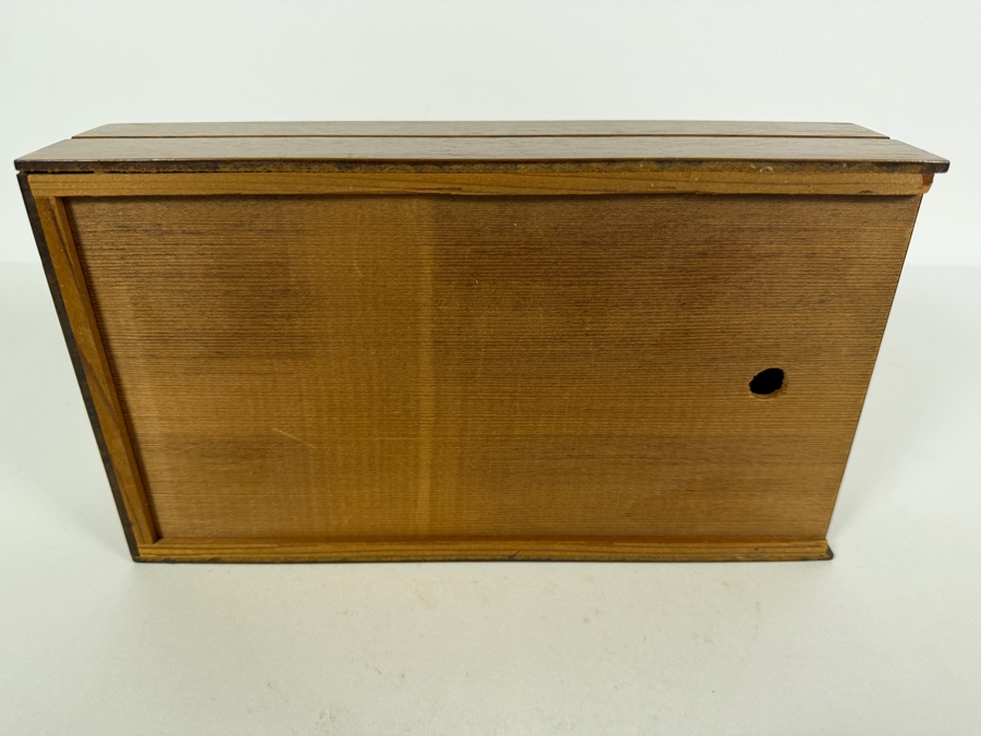 Mid-century Modern 'Gruvwood' Tissue Box made by National Products of Louisville, KY 11W X 6D X 3H [Photo 7]