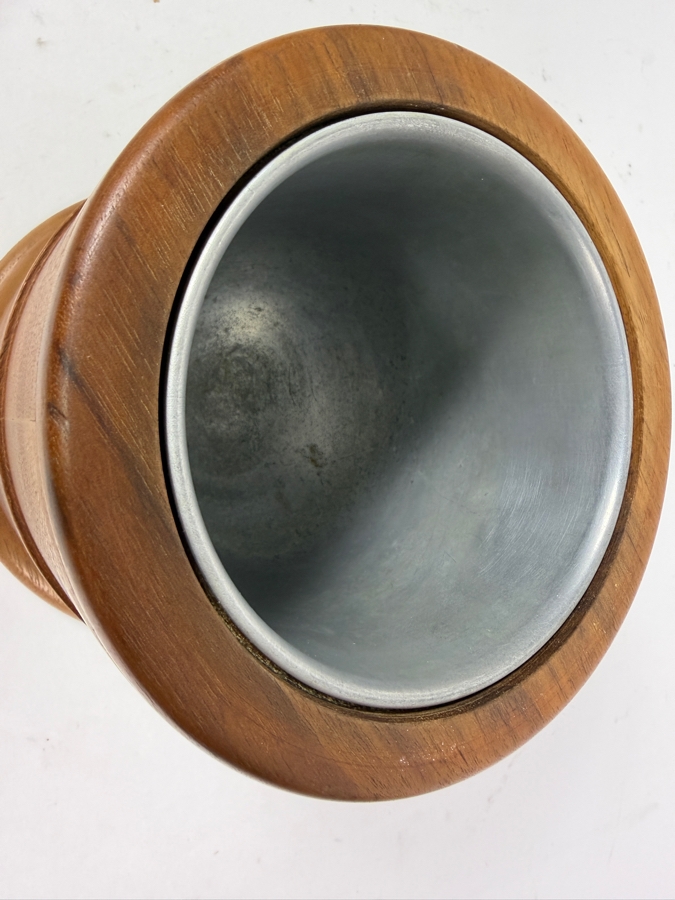 Mid-century Modern Teak Lidded Cigar Humidors by Aztec Clay Moistener Co. of New York City 7H [Photo 4]