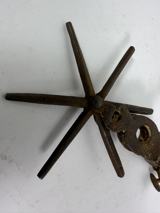 Hand Wrought Iron Cowboy Spur 10L [Photo 2]