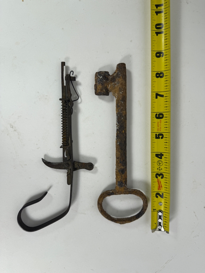 Antique Iron Skeleton Key 8'L and Antique Spring Loaded Device [Photo 9]