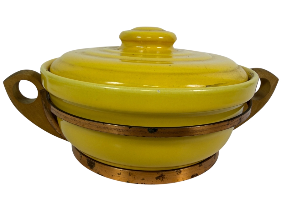 Vintage Bauer Pottery Ring Ware Yellow Gloss Casserole Baker Dish With Wooden Side Handles Made In USA 10'W X 4.5'H