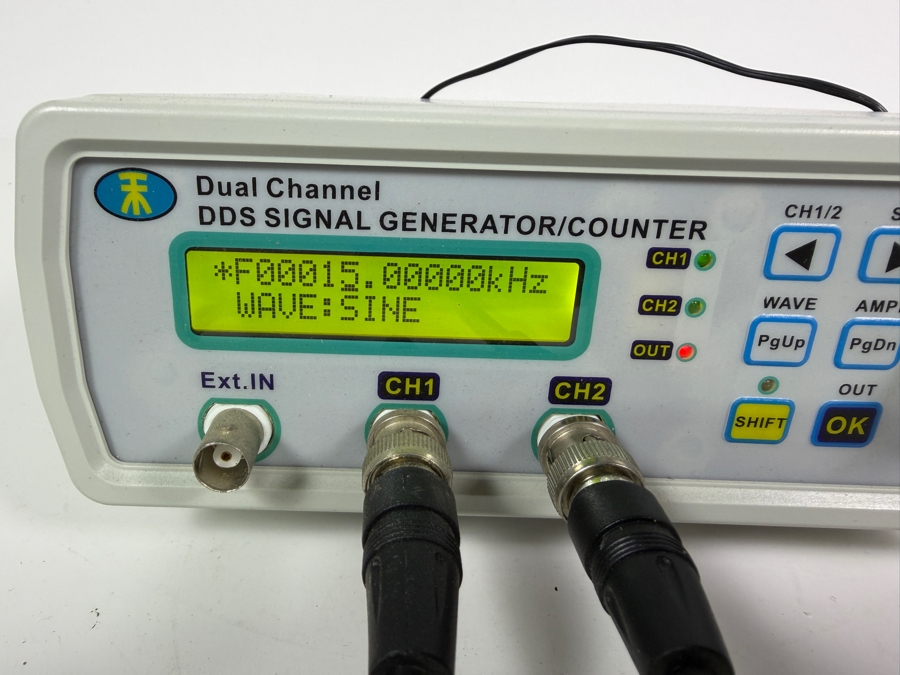 MHS-5200A Series Fully Numerically Controlled Dual Channel DDS Function Signal Generator Counter [Photo 3]