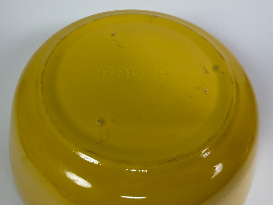 Vintage Bauer Pottery Gloss Yellow Ceramic Mixing Salad Bowl Made In USA 10.5'W X 3.25'H [Photo 4]
