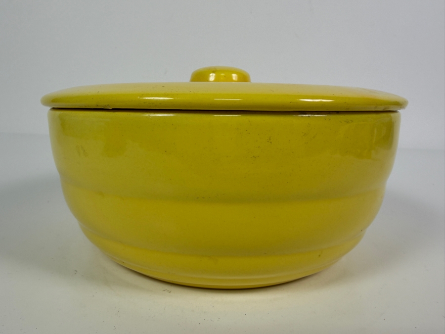 Vintage Bauer Pottery La Linda Yellow Gloss Covered Casserole Serving Dish Made In USA 8'W X 4'H [Photo 2]