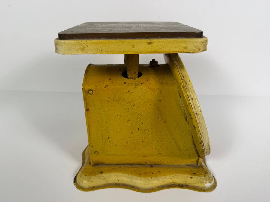 Antique Hanson Model 2000 Yellow Cast Iron 25 Pound Baby Scale Made In USA 8.25'H [Photo 3]
